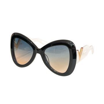 Valentino glasses black white/leopard/white/black/burgundy/red/castleton green/green color Size 55口16-145