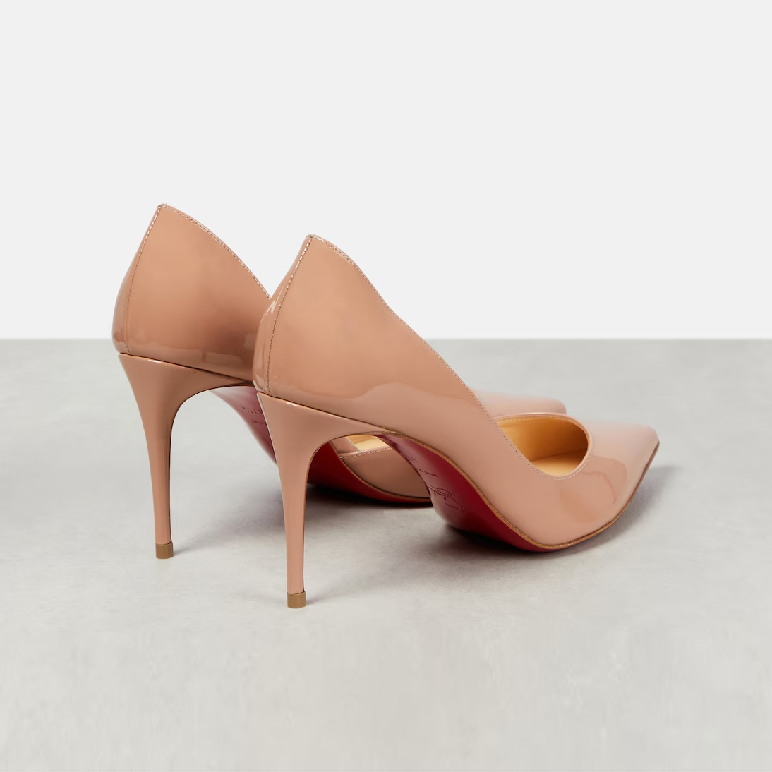 Christian Louboutin Nude patent heels - 图片 3