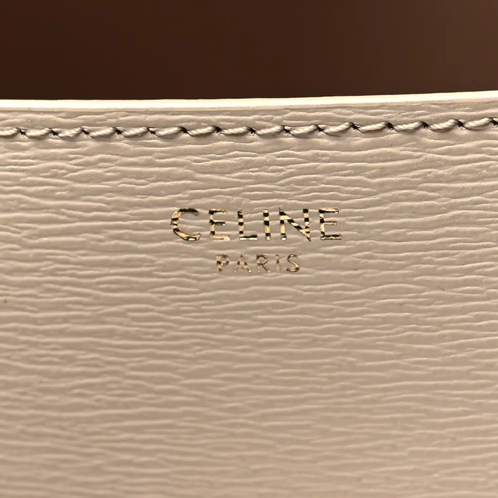Celine Medium Classic Box Flap Bag Powder Liege Calfskin Leather Gold Hardware - 图片 2