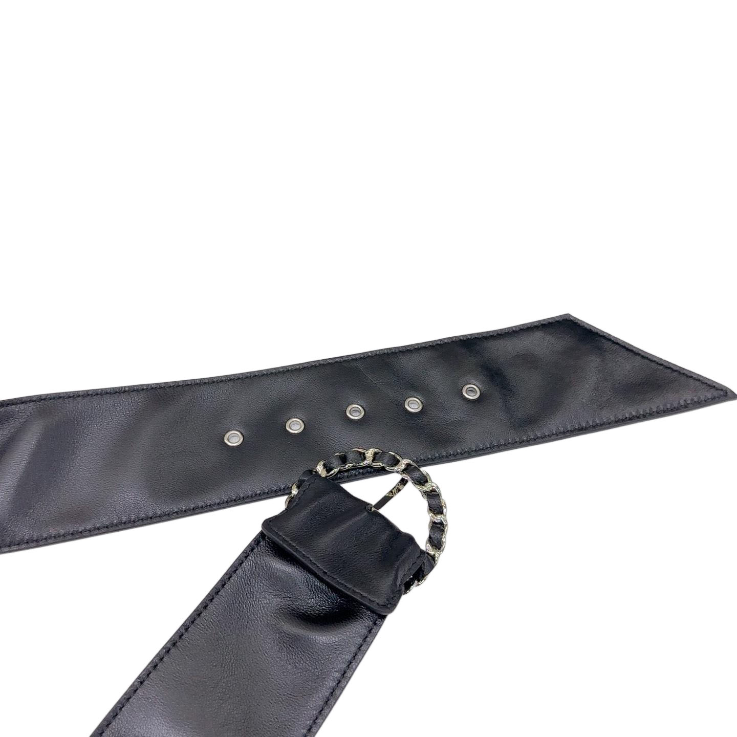 Chanel Women's Round Buckle Belt In Black Lambkin With Gold Hardware 50mm - 图片 5