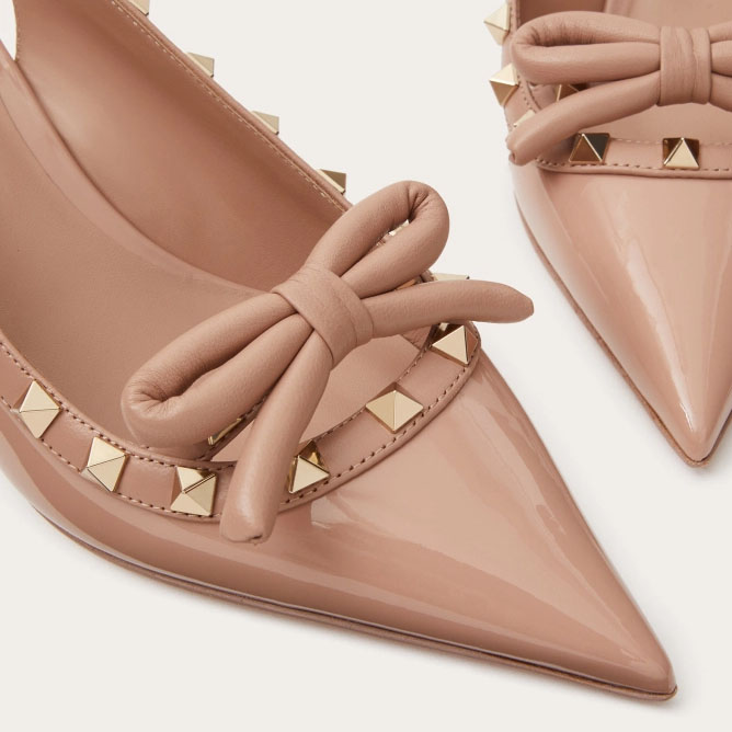 VALENTINO Lace-up heels in patent leather with rivet bow in the same color (heel height: 6cm) - 图片 4