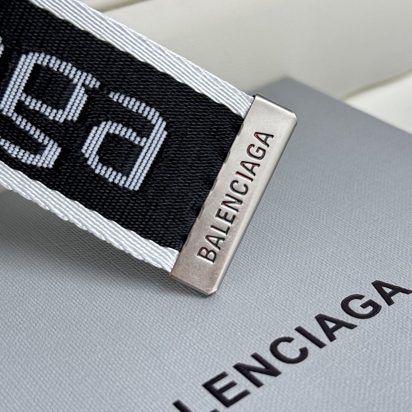Balenciaga Men's D Ring Adjustable Belt In Balenciaga Black/White/Grey Webbing With Silver Hardware 40mm - 图片 4