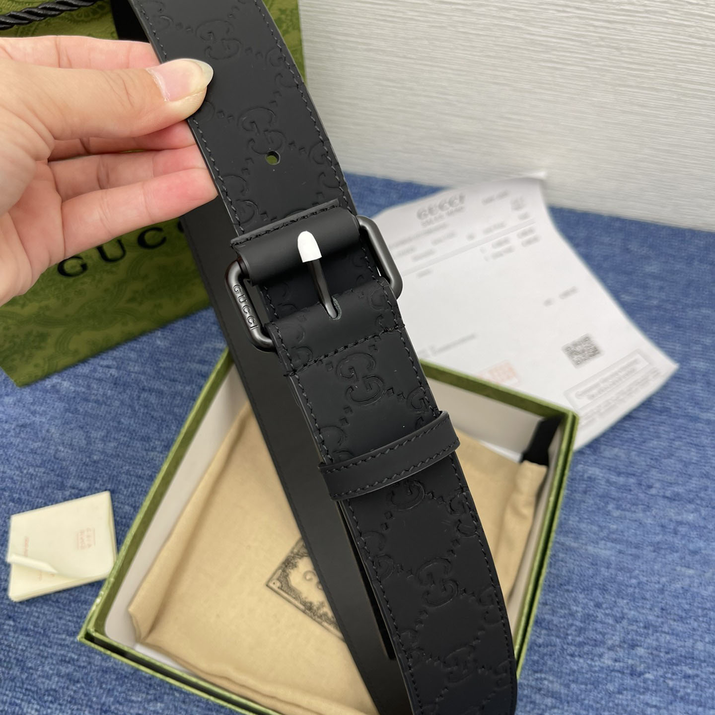 Gucci Men's Square Buckle Belt In Green/Black Rubber-Effect GG Leather With Green/Black Hardware 40mm - 图片 6