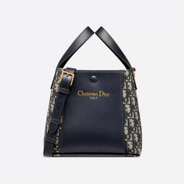 Dior Small Signature Bucket Bag In Blue Dior Oblique Jacquard/Black Grained Calfskin Gold Hardware