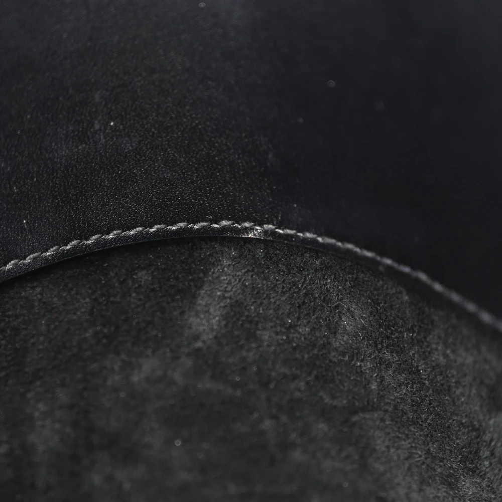 Saint Laurent Medium Le 37 Bucket Bag Black Shiny Calfskin Leather Gold Hardware - 图片 10