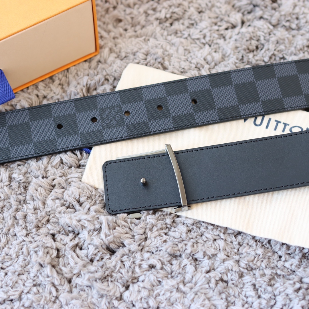 Louis Vuitton Men's Initiales Reversible Belt In Black/Grey/Brown Monogram And Damier Canvas With Silver/Black Hardware 40mm - 图片 7