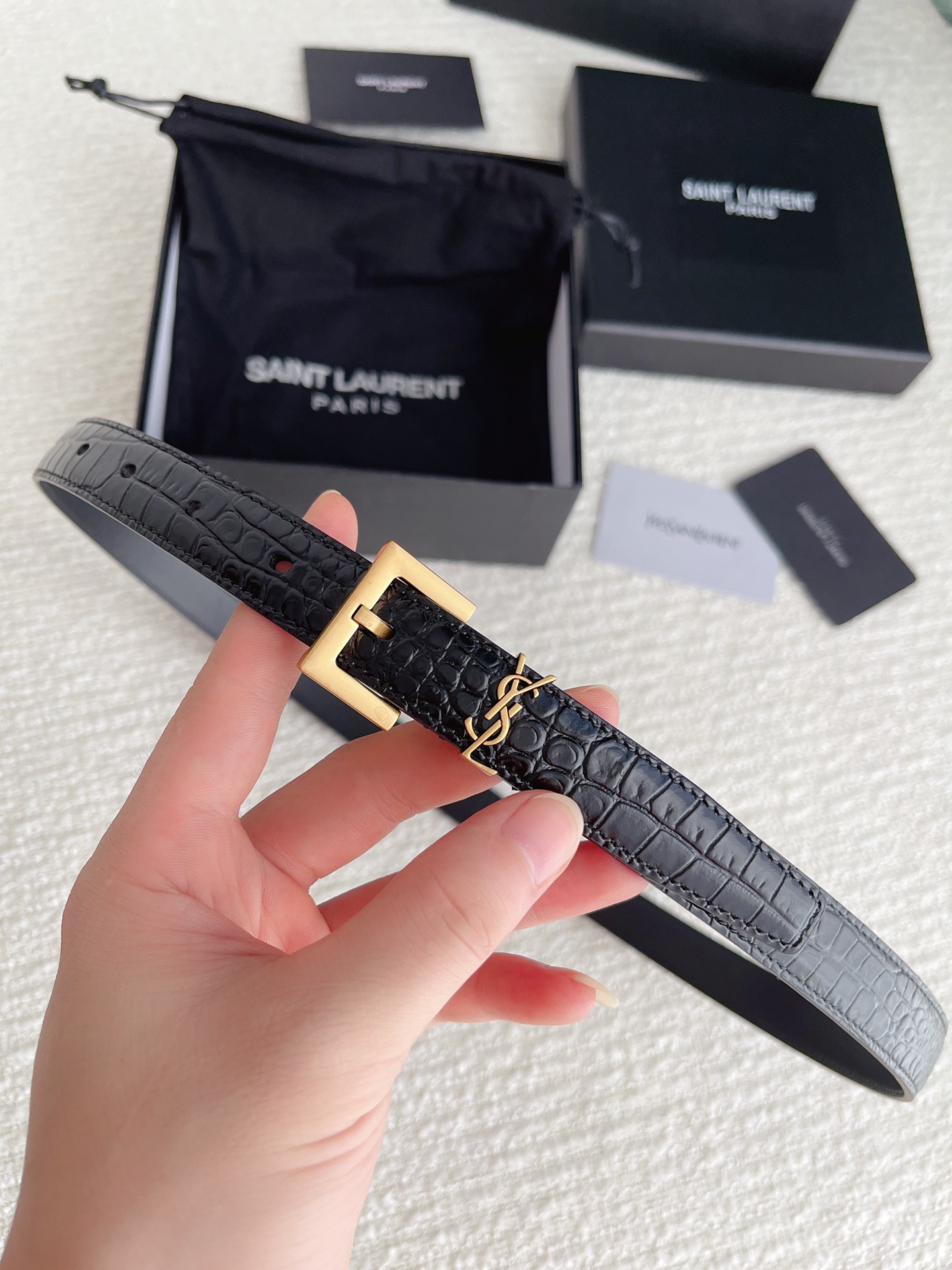 Saint Laurent Cassandre Belt In Black Crocodile-Embossed Calfskin With Gold/Silver/Black Hardware 20mm - 图片 2